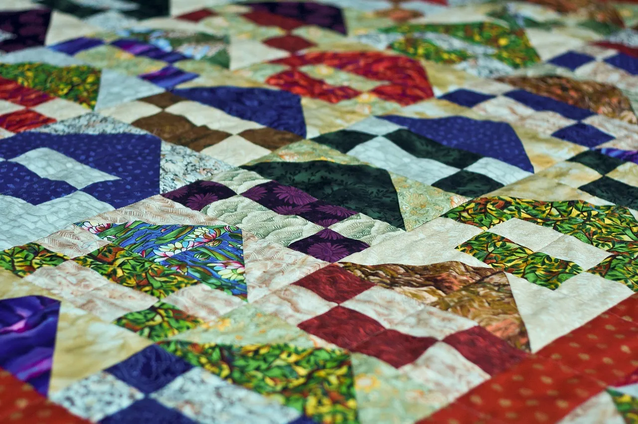 Kako izraditi jastučnicu ili prekrivač od ostatka materijala – patchwork