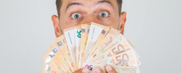 kako-visoki-porezi-a-ne-niske-place-unistavaju-gospodarstvo